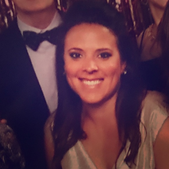 Meet your Posher, Abbie - Picture 1 of 1